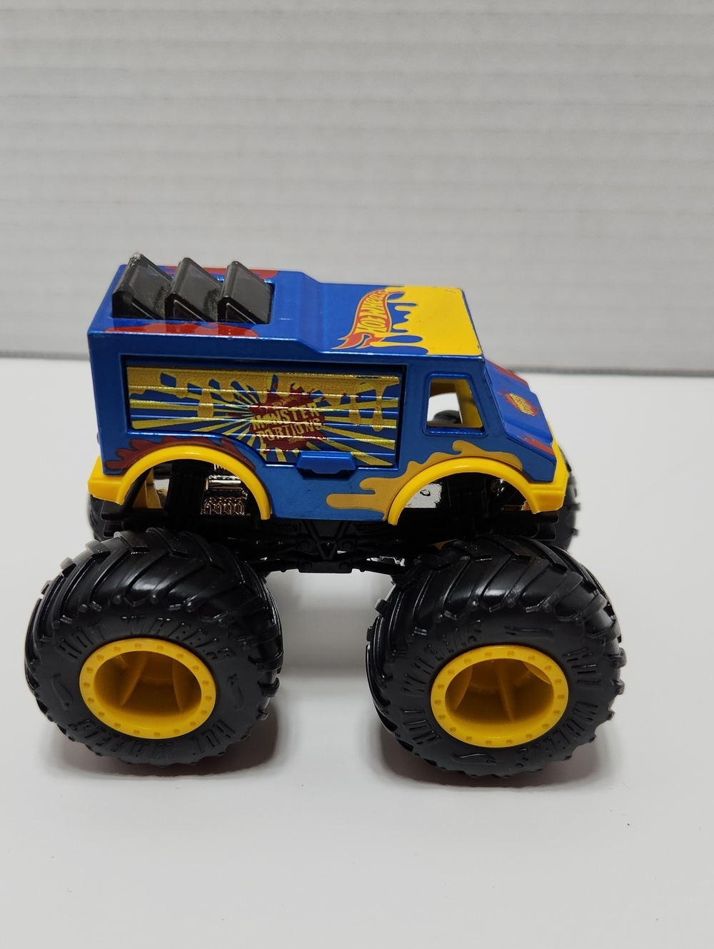 Hot Wheels --  Monster Portions monster Truck